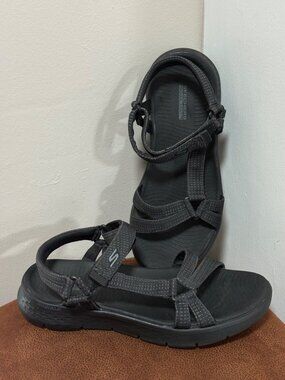 Skechers Go Walk Flex Sublime River Sandal Black Size 6 super comfortable Outdoo